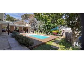 https://www.gallito.com.uy/casa-en-venta-en-playa-mansa-con-piscina-climatizada-inmuebles-25595655