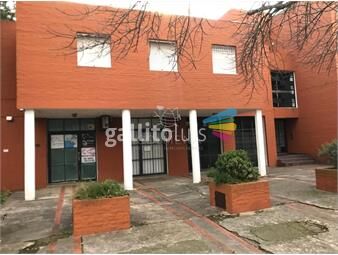 https://www.gallito.com.uy/apto-en-barrio-hospital-limite-con-parque-pinares-y-barrio-inmuebles-25611317