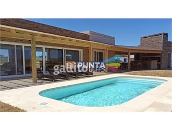 https://www.gallito.com.uy/venta-completa-casa-con-piscina-en-el-quijote-chacras-inmuebles-25643634