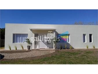 https://www.gallito.com.uy/alquiler-temporario-de-casa-3-dormitorios-en-camino-lussich-inmuebles-25669605