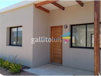 https://www.gallito.com.uy/alquiler-casas-2-dormitorios-con-patio-en-complejo-cerrado-inmuebles-25661243