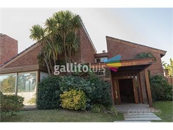 https://www.gallito.com.uy/venta-casa-5-dormitorios-carrasco-inmuebles-25619270