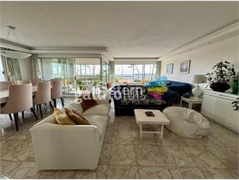 https://www.gallito.com.uy/apartamento-en-venta-primera-linea-playa-mansa-inmuebles-25710421