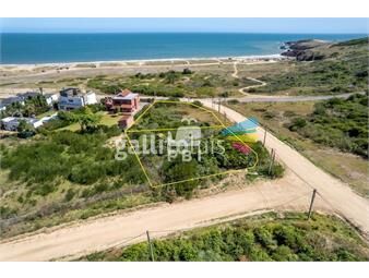 https://www.gallito.com.uy/terreno-con-vista-al-mar-en-las-grutas-punta-ballena-ref-inmuebles-24983805