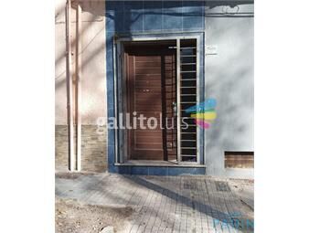 https://www.gallito.com.uy/apartamento-en-venta-de-2-dormitorios-en-la-comercial-inmuebles-25772156