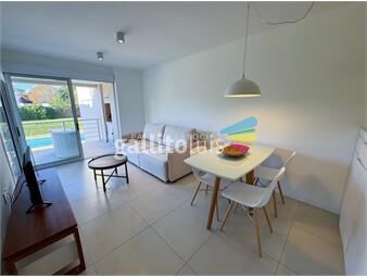 https://www.gallito.com.uy/apartamento-de-1-dormitorio-en-venta-playa-mansa-inmuebles-25559821