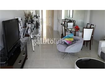 https://www.gallito.com.uy/departamento-en-venta-de-2-dormitorios-en-edificio-le-jardi-inmuebles-25820229