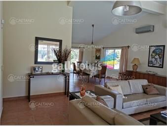 https://www.gallito.com.uy/hermosa-casa-a-100-metros-de-la-playa-inmuebles-23553764