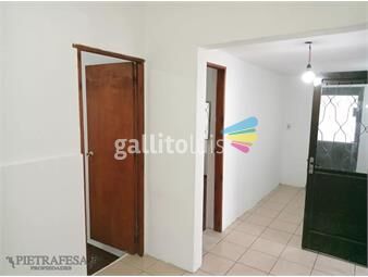 https://www.gallito.com.uy/apartamento-en-alquiler-2-dorm-1baño-patio-av-jose-bel-inmuebles-25831719