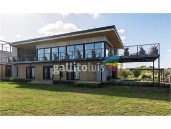 https://www.gallito.com.uy/casa-moderna-con-2-lotes-en-la-juanita-inmuebles-25043555