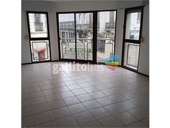 https://www.gallito.com.uy/js-venta-apartamento-ciudad-vieja-3-dormitorios-bhu-inmuebles-25546060