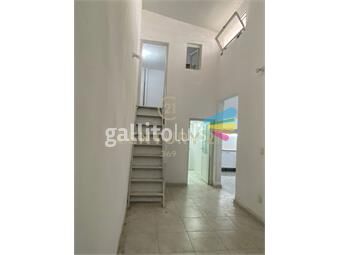 https://www.gallito.com.uy/casa-pocitos-al-frente-azotea-transitable-sin-gastos-inmuebles-25023364