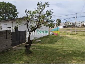 https://www.gallito.com.uy/venta-terreno-malvin-norte-797-m2-con-60-de-fos-inmuebles-25587987