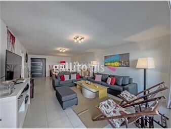 https://www.gallito.com.uy/apartamento-en-venta-sobre-la-brava-inmuebles-25884318