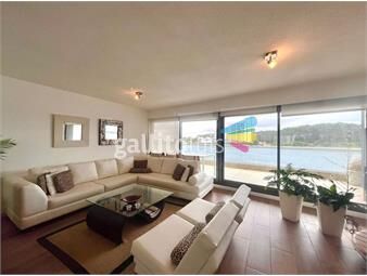 https://www.gallito.com.uy/apartamento-3-dormitorios-en-venta-con-vista-mar-inmuebles-25807819