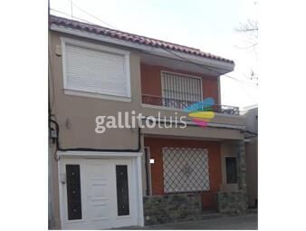 https://www.gallito.com.uy/casa-en-jacinto-vera-amplia-casa-en-2-plantas-proximo-al-inmuebles-25703427