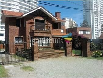 https://www.gallito.com.uy/casa-en-venta-de-4-dormitorios-en-punta-del-este-inmuebles-25900510