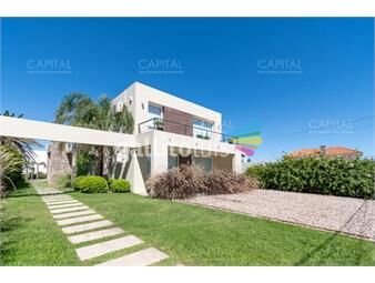 https://www.gallito.com.uy/casa-en-el-puerto-de-punta-del-este-en-venta-inmuebles-22345401