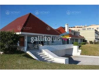 https://www.gallito.com.uy/lujosa-mansiã³n-en-primera-linea-inmuebles-20801404