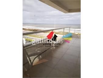 https://www.gallito.com.uy/penthouse-duplex-frente-a-playa-brava-inmuebles-25910744