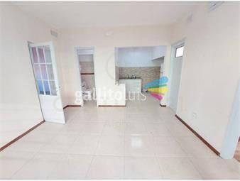 https://www.gallito.com.uy/casa-reciclada-en-sayago-impecable-estado-2-cuartos-2-bañ-inmuebles-23601894