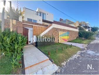 https://www.gallito.com.uy/hermosa-casa-en-la-posta-del-cangrego-inmuebles-24987229