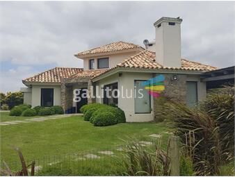 https://www.gallito.com.uy/venta-hermosa-casa-barrio-colinas-de-carrasco-la-casa-3-dor-inmuebles-25023343