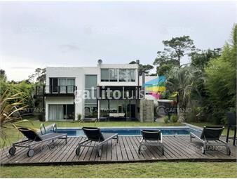 https://www.gallito.com.uy/alquiler-anual-o-temporal-casa-5-dormitorios-playa-brava-inmuebles-20400965