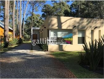 https://www.gallito.com.uy/casa-en-solanas-country-3-dormitorios-ref-pbi1041-inmuebles-25917534