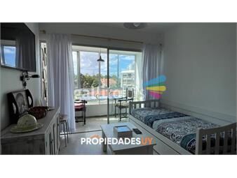 https://www.gallito.com.uy/venta-de-apartamento-de-1-dormitorio-en-playa-mansa-punta-inmuebles-25917599