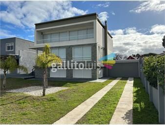 https://www.gallito.com.uy/casa-lagomar-estrenar-frente-al-mar-3-plantas-4-dor-piscina-inmuebles-24101638