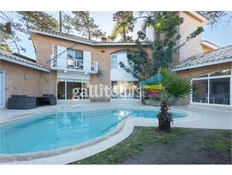 https://www.gallito.com.uy/casa-en-venta-de-4-dormitorios-en-san-rafael-punta-del-est-inmuebles-24673965