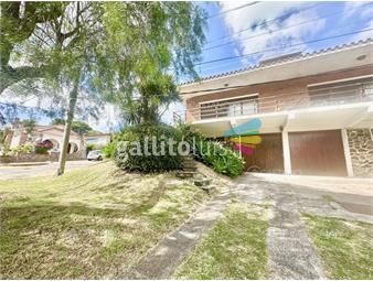 https://www.gallito.com.uy/venta-hermosa-casa-3-dormitorios-2-baã±os-piriapolis-inmuebles-24863441