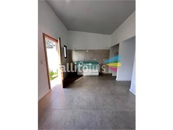 https://www.gallito.com.uy/casa-en-alquiler-de-1-dormitorio-c-cochera-en-el-pinar-inmuebles-25940546