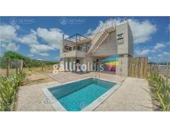 https://www.gallito.com.uy/casa-en-venta-de-3-dormitorios-frente-al-mar-en-la-juanita-inmuebles-23353093