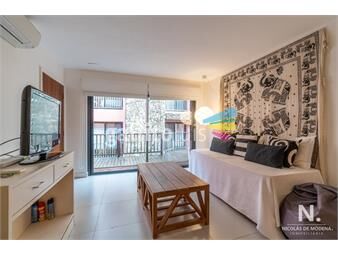 https://www.gallito.com.uy/vende-apartamento-de-1-dormitorio-con-balcon-en-punta-bal-inmuebles-25944087