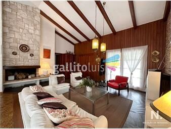 https://www.gallito.com.uy/casa-de-3-dormitorios-mas-dependencia-de-servicio-en-venta-inmuebles-25043166