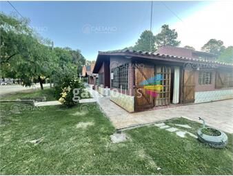 https://www.gallito.com.uy/venta-2-casas-ph-en-terreno-de-1227-metros-barrio-los-ang-inmuebles-23690300