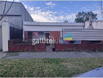 https://www.gallito.com.uy/venta-casa-local-comercial-en-cerrito-de-la-victoria-inmuebles-25723704