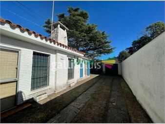 https://www.gallito.com.uy/casa-en-venta-en-atlantida-3-dorm-garaje-barbacoa-y-apto-inmuebles-25377202