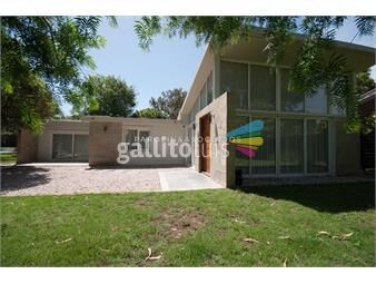 https://www.gallito.com.uy/casa-en-venta-de-4-dormitorios-en-mansa-punta-del-este-inmuebles-25156257