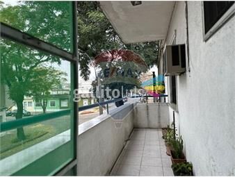 https://www.gallito.com.uy/venta-de-casa-de-altos-2-dorm-azotea-en-reducto-inmuebles-25649168