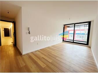 https://www.gallito.com.uy/alquiler-2-dormitorios-y-garaje-centro-inmuebles-25954993