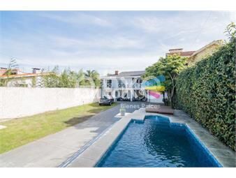 https://www.gallito.com.uy/casa-en-venta-carrasco-sur-a-metros-de-rambla-inmuebles-24375668