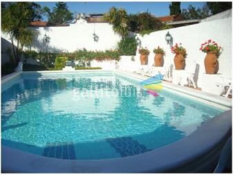 https://www.gallito.com.uy/casa-en-venta-de-5-dormitorios-en-playa-mansa-punta-del-es-inmuebles-25514677