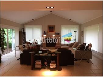 https://www.gallito.com.uy/casa-en-venta-de-4-dormitorios-en-golf-punta-del-este-inmuebles-23710909