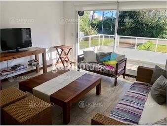 https://www.gallito.com.uy/venta-apartamento-2-dormitorios-playa-brava-punta-del-est-inmuebles-25985267