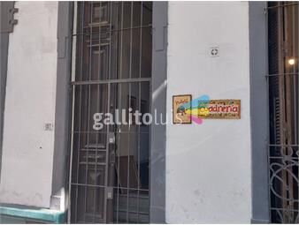 https://www.gallito.com.uy/casa-en-venta-3-dormitorios-y-servicio-en-palermo-inmuebles-25376812