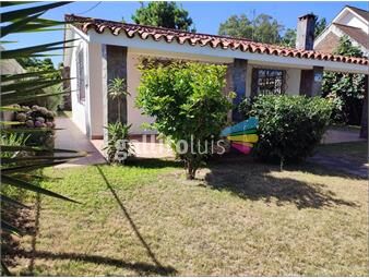 https://www.gallito.com.uy/exquisita-vista-a-lago-chalet-en-solar-elevado-lagomar-inmuebles-26004417