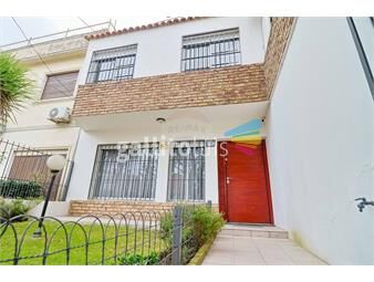 https://www.gallito.com.uy/casa-en-venta-en-malvin-4-dormitorios-y-garage-inmuebles-25889351